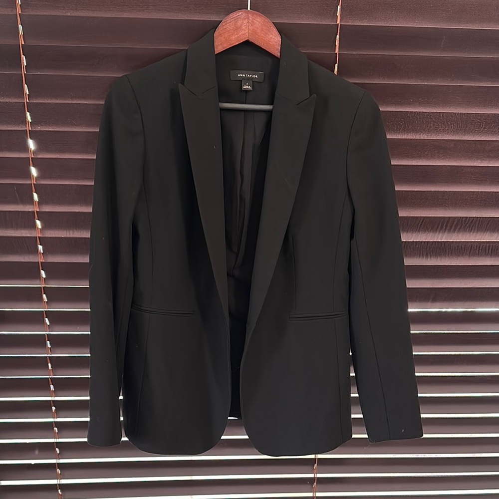Black Women's Blazer